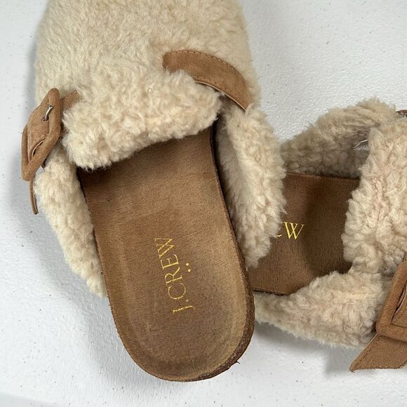Cozy Cream Shearling Clogs - Picture 5 of 6